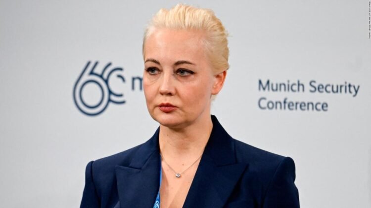 cnne 1609396 quien es yulia navalnaya la mujer que desafia a putin
