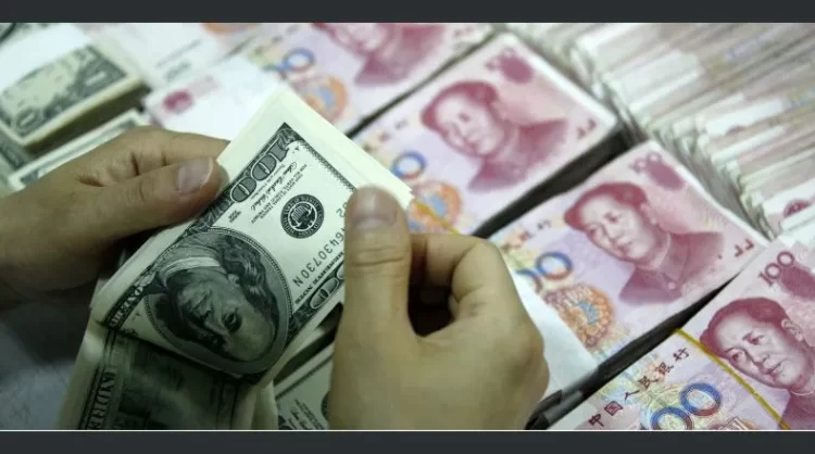 dinero chino.jpg 525981578