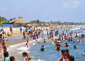 movilizacion de 24 millones de turistas deja derrama economica de l4500 millones en honduras