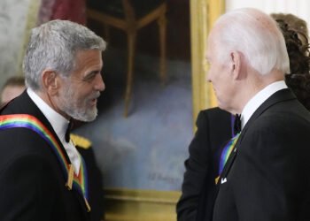 ap biden clooney 071024