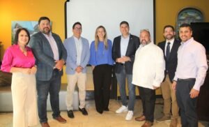 img 0438 lcda ivonne lozada dr. carlos mellado lcdo carlos dalmau annie mayol eddie charbonier chinea javier cuebas luis davila pernas lcdo. luigi pizarro otero