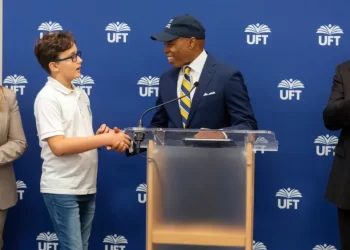 54105698051 abdf256315 3k