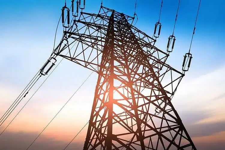 monitoreo de redes de distribucion electrica compressed 750x500