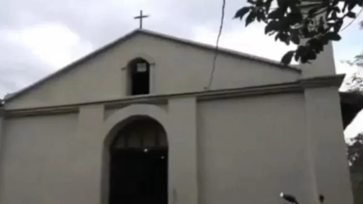 torre iglesia gracias lempira 1