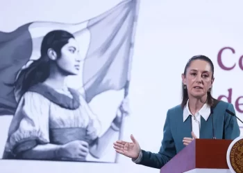 sheinbaum sostiene mexico agachar cabeza