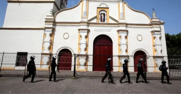 iglesia catolica nicaragua.jpg