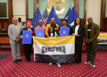 Seremein Gracias Thank You a la presidenta del Concejo Municipal de Nueva York, Adrienne E. Adams, y a los concejales