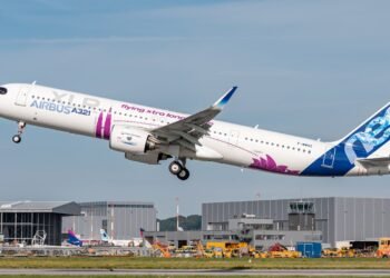 Airbus emite alerta urgente para la familia A320 por fallos de sistemas producidos por radiación solar
