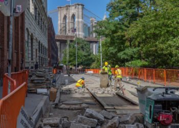 La ciudad finaliza la restauración y mejora de calles históricas de Dumbo, con una respuesta de 108 millones de dólares