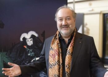 «Voces del agua» de Theodoro Elssaca: Para leerlo junto al susurro de la humedad