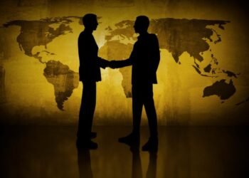 La diplomacia ha perdido su liderazgo tradicional y se redefine en la era digital y multipolar