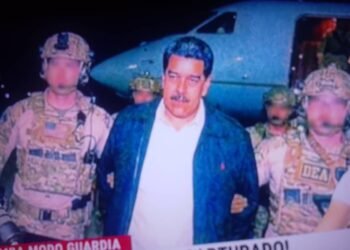 Donald Trump confirmó hoy que capturó al presidente de Venezuela y a su esposa