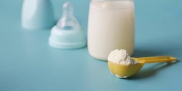 En España se detectaron 8 posibles casos de bebés que consumieron leche con la toxima cereulida
