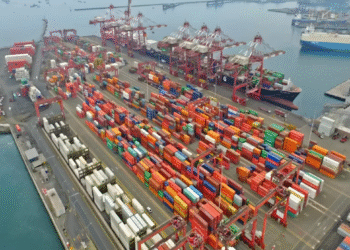 Las obras priorizan modernización, ampliación de capacidad y mejoras operativas en terminales clave, con el objetivo de elevar la eficiencia logística y acompañar el crecimiento del comercio exterior. Foto: Andina