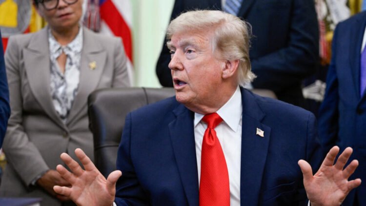 Imagen de portada: El presidente Donald Trump habla en el Despacho Oval de la Casa Blanca en Washington, D.C., EE. UU., el 11 de junio de 2026. © Reuters - Daniel Heuer