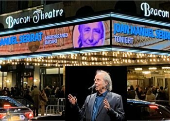 EL PREMIO NOBEL A JOAN MANUEL SERRAT, UN ARGUMENTO DE JULIO ANTONIO BUESO