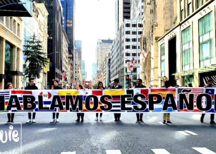 El desfile de la Hispanidad un encuentro de Naciones: La nueva visión cultural de Antonio Morales
