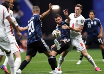 Argentina a la final al vencer a Inglaterra por 2-1