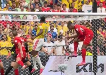 Suiza clasificó a cuartos de finales derrotando por penales a Colombia
