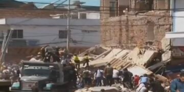 Desastre de magnitud por terremoto 7,4 en Colombia