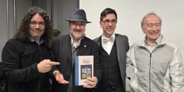 Theodoro Elssaca presenta a Plutón